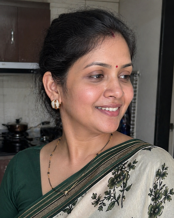 Sunita Tiwari | Homemaker | Noida